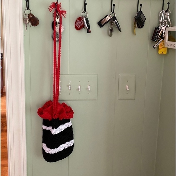 Red & Black UGA Hand Crafted Cinch Bag ❤️ Quality GIFT SHOP GO DAWGS UGA FAN - Picture 1 of 8